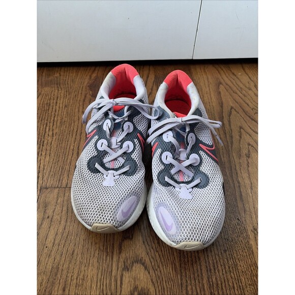 Nike Renew Run Women's Size 11 Running Shoes Sneakers - Picture 2 of 6